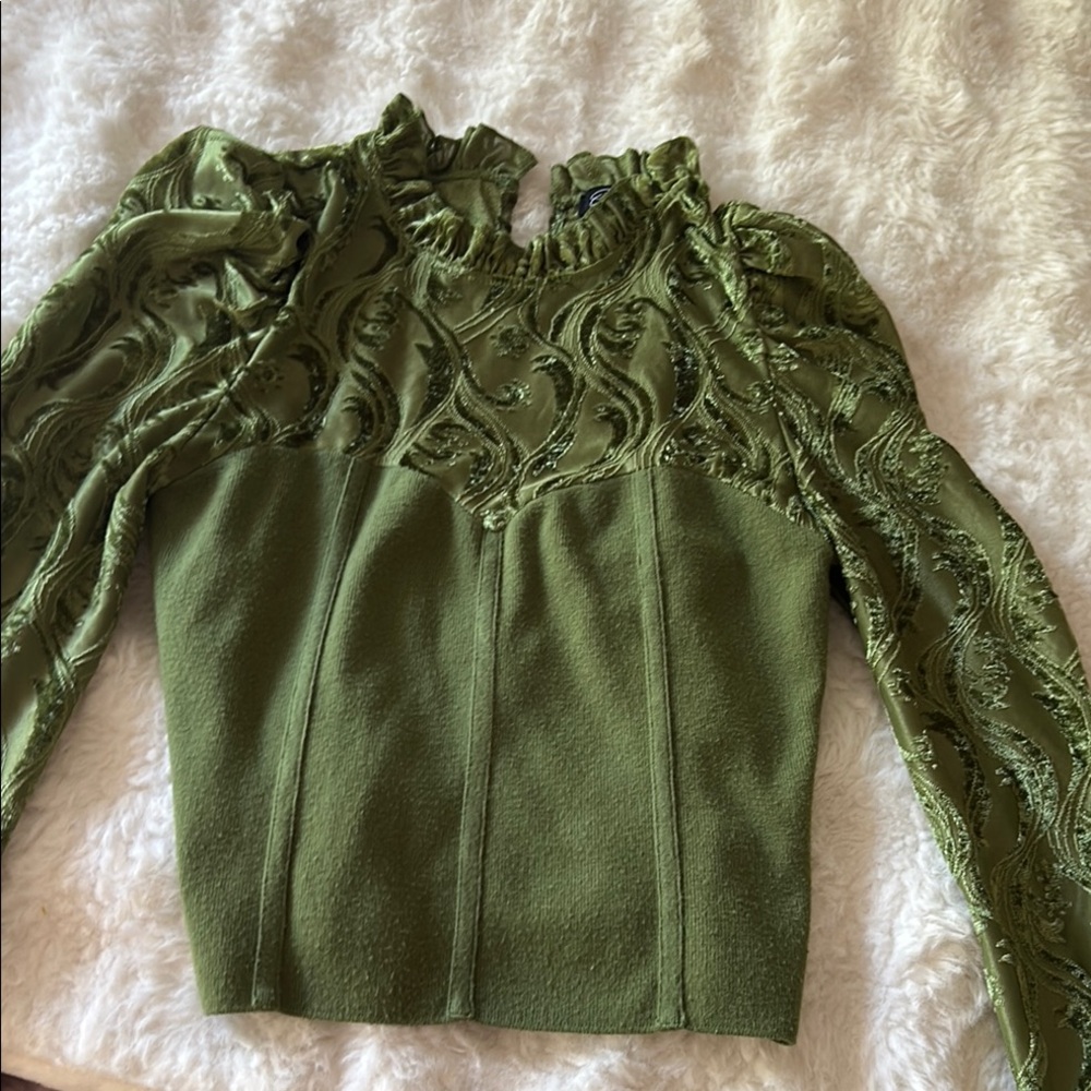 Elegant Green Long Sleeve Top